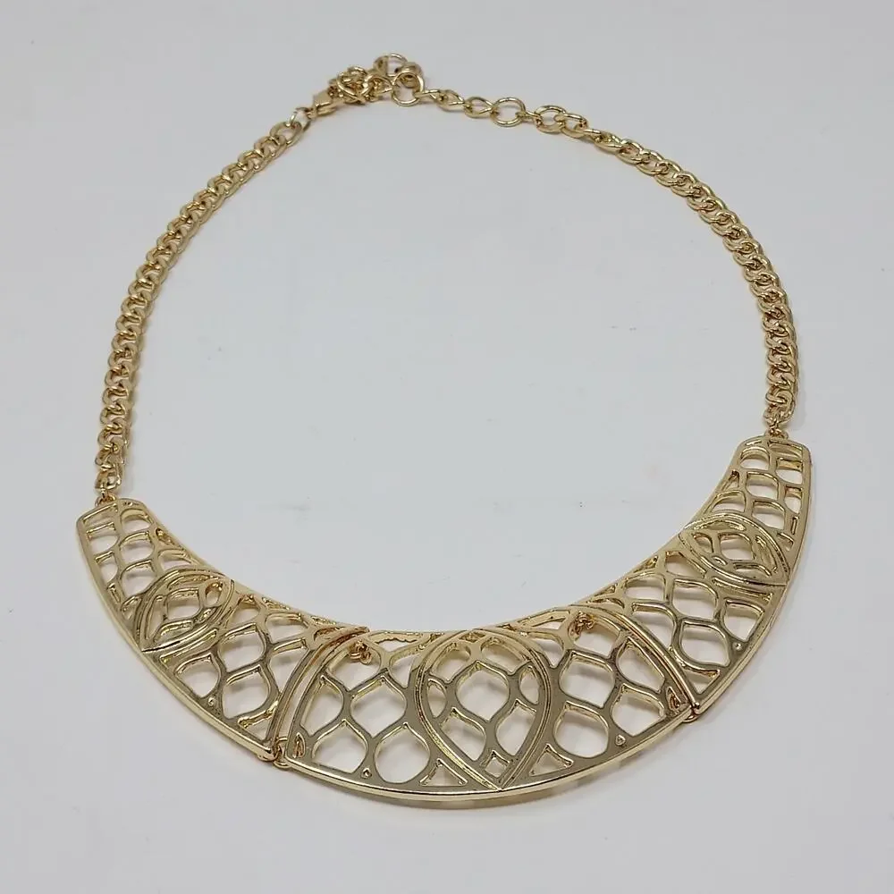 Vintage Mogul Gold Tone Filigree Bib Necklace Retro 80s Classic Office